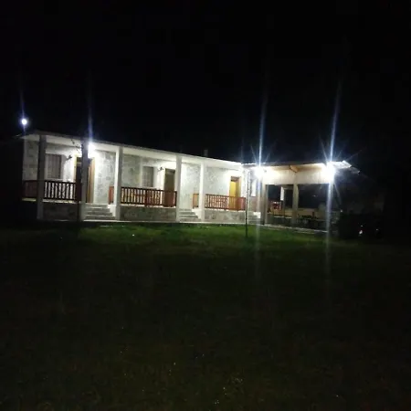 Buni Shqipes Ferienhaus Theth