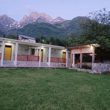 Buni Shqipes Ferienhaus *