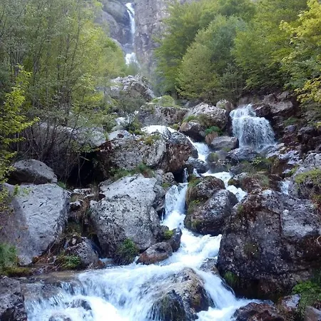 Ferienhaus Buni Shqipes *