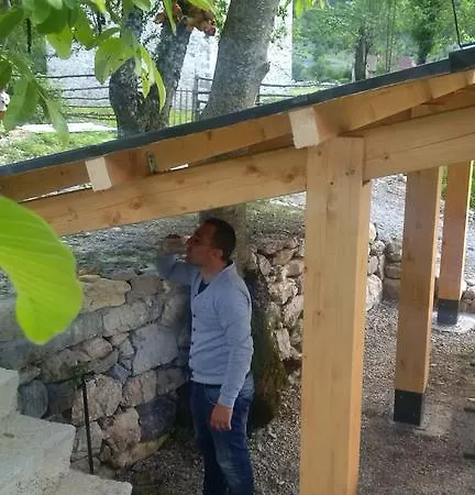 Ferienhaus Buni Shqipes Theth