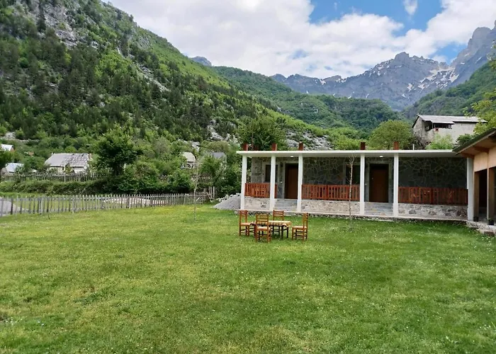 Holiday home Buni Shqipes Theth